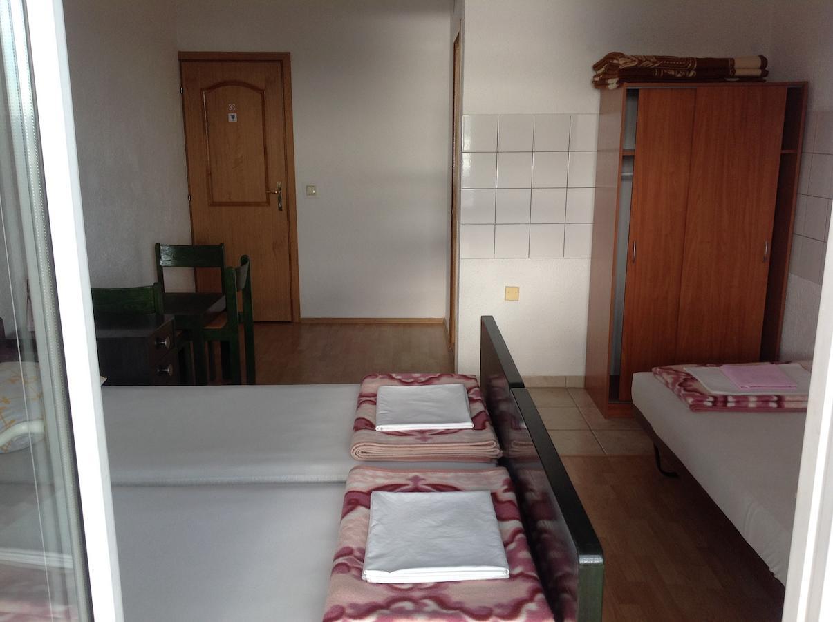 سيبينج كرومبوتسكي Katarina Apartments And Rooms الغرفة الصورة